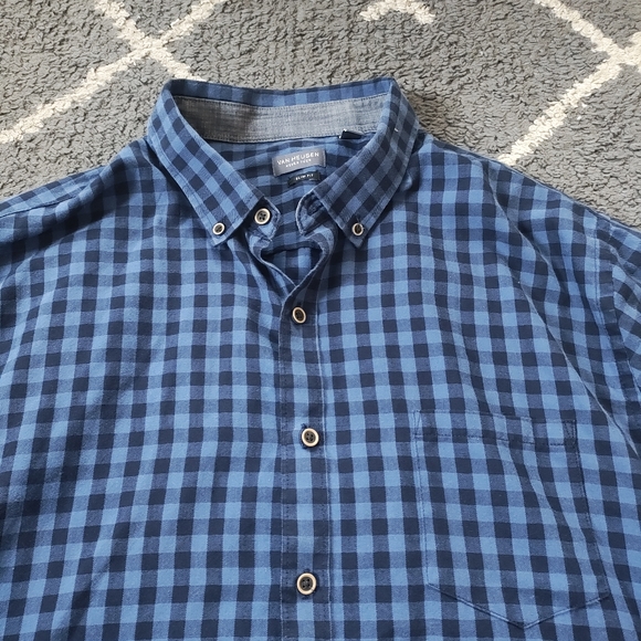 Men’s Van Heusen Never Tuck Slim Fit Shirt Size x large neck 17- 17.5 - Picture 2 of 7
